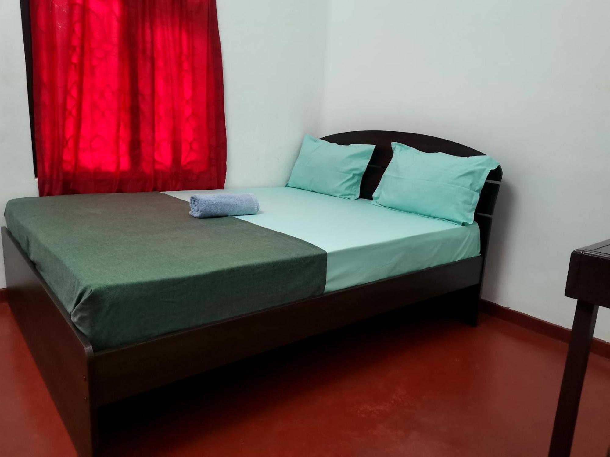 Nallur Holidays Inn Jaffna Zimmer foto